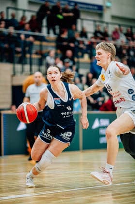 BB-1BL Damen Syntainics MBC Lions - TK Hannover Luchse Anna Suckstorff (GISA Lions MBC) waehrend der Saison 2025-2026 in der DBBL Toyota Bundesliga Syntainics MBC Lions und TK Hannover Luchse in der SWH Arena am 22. March 2026 in Halle Saale, Sachsen Anhalt, Deutschland