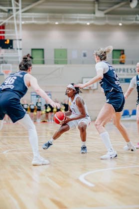 BB-1BL Damen Syntainics MBC Lions - TK Hannover Luchse Lashae Dwyer (TK Hannover Luchse) waehrend der Saison 2025-2026 in der DBBL Toyota Bundesliga Syntainics MBC Lions und TK Hannover Luchse in der SWH Arena am 22. March 2026 in Halle Saale, Sachsen Anhalt, Deutschland