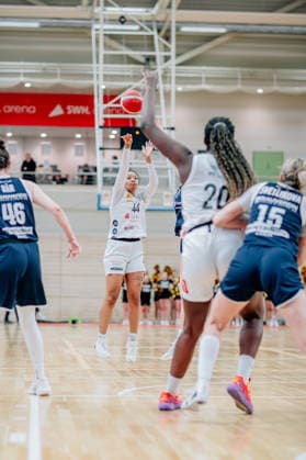 BB-1BL Damen Syntainics MBC Lions - TK Hannover Luchse Alyssa Brown (TK Hannover Luchse) waehrend der Saison 2025-2026 in der DBBL Toyota Bundesliga Syntainics MBC Lions und TK Hannover Luchse in der SWH Arena am 22. March 2026 in Halle Saale, Sachsen Anhalt, Deutschland