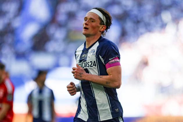 22.03.2026, GER, Fussball, Herren, 2. BL, Saison 2025 2026, Fortuna Düsseldorf - Hertha BSC Berlin Fabian Reese (Hertha) schaut Düsseldorf Merkur-Spiel Arena Nordrhein-Westfalen Deutschland