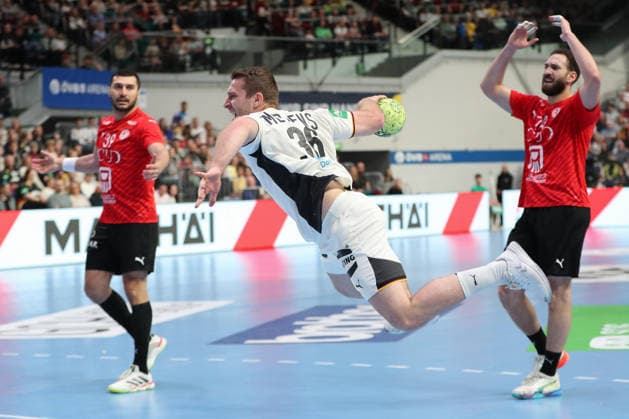 Sport Bilder des Tages 22.03.2026, xgox, Handball, EM-Qualifikation, Deutschland - Aegypten emspor v.l. Lukas Mertens (Deutschland, 36) wirft Tor, Torschuetze, erzielt Tor, Treffer, scores the goal Bremen