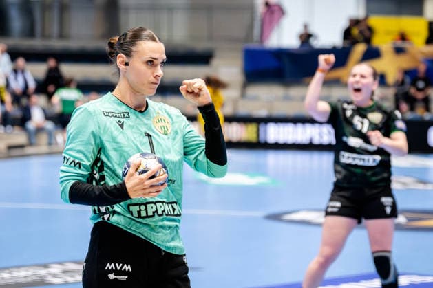 Hamm, 22.03.2026, Handball, Damen, EHF Champions League, Play-offs, 2025 2026: BVB Borussia Dortmund FTC Rail-Cargo Hungaria Laura Glauser (FTC Rail-Cargo Hungaria, 1) jubelt nach einer Parade Hamm Westpress Arena NRW Germany