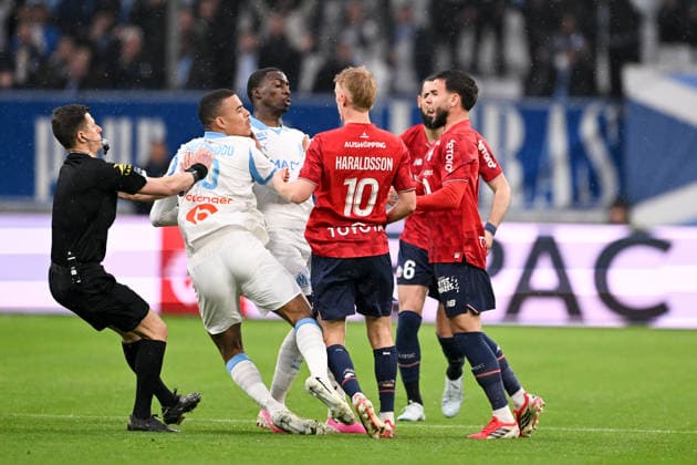 Olympique de Marseille v Lille OSC - Ligue 1 McDonald s 2025 2026 10 Mason GREENWOOD (om) - 24 Calvin VERDONK (losc) during the Ligue 1 McDonald s match between Marseille and Lille at Stade Velodrome on March 22, 2026 in Marseille, France. Marseille France  Copyright: xFEPx 776348334