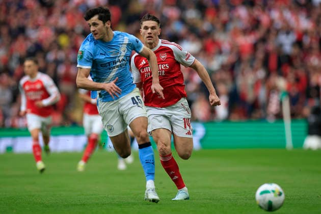 Arsenal v Manchester City, EFL Cup, Cup Final Viktor Gyokeres (14) of Arsenal chases down Abdukodir Khusanov (45) of Manchester City during the EFL Cup match between Arsenal and Manchester City at Wembley Stadium, London, UK on 22 March 2026. London Wembley Stadium Greater London UK Editorial use only DataCo restrictions apply See www.football-dataco.com , Copyright: xConorxMolloyx PSI-23936-0033