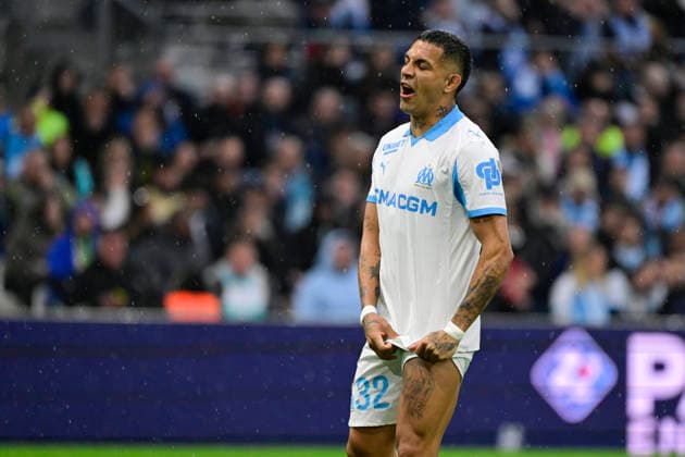 FOOTBALL : Olympique de Marseille VS LOSC - Ligue 1 McDonald s - 22 03 2026 Facundo Medina (OM) - Ligue 1 McDonald™s match between Olympique de Marseille and LOSC on March 22, 2026 at the Orange Velodrome Stadium in Marseille. MarseilleFrance  Copyright: xWilliamxCannarellax