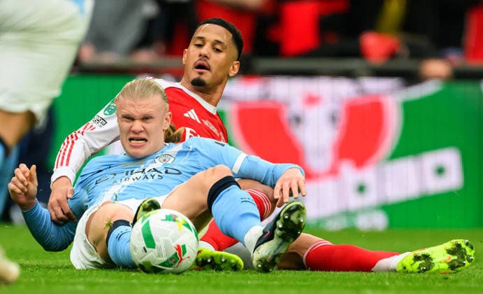 22 March 2026 - Arsenal v Manchester City - Carabao Cup Final - Wembley. Arsenal v Manchester City - Carabao Cup Final - Wembley. Erling Haaland battles with William Saliba. Picture : Mark Pain London England  Copyright: xMarkxPainx