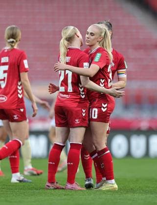 22.03.2026 - Fussball - Saison 2025 2026 - 1. Frauen - Fussball - Bundesliga - 21. Spieltag: 1. FC Nürnberg FCN ( Club ) - 1. FC Köln - Sportfoto Zink DaMa - xdaxmax - Jubel Freude nach Spielende - Anna Gerhardt (21, 1. FC Köln ) Carolin Elsen (20, 1. FC Köln )