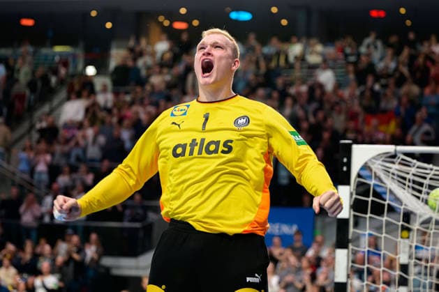 Bremen: Handball Länderspiel - Deutschland - Ägypten Torhueter David Späth David Spaeth (Deutschland) Jubel Freude Emotion Bremen ÖVB Arena Deutschland