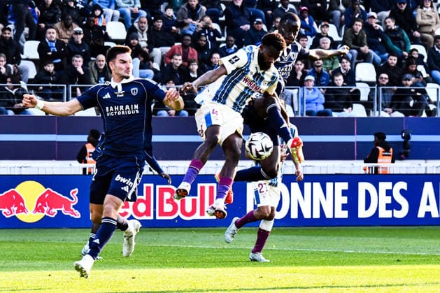 FOOTBALL : Paris FC vs Le Havre AC - Ligue 1 - JournÃ e 27 - 22 03 2026 Issa SoumarÃ (AC Le Havre) Diego Coppola (Paris FC) ParisFrance  Copyright: xBaptistexAutissierx