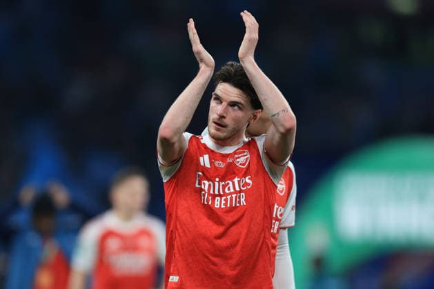Arsenal v Manchester City - Carabao Cup Final Declan Rice of Arsenal applauds the fans after the Carabao Cup Final match between Arsenal and Manchester City at Wembley Stadium on March 22, 2026 in London, England. WARNING! This Photograph May Only Be Used For Newspaper And Or Magazine Editorial Purposes. May Not Be Used For Publications Involving 1 player, 1 Club Or 1 Competition Without Written Authorisation From Football DataCo Ltd. For Any Queries, Please Contact Football DataCo Ltd on +44 (0) 207 864 9121 London Wembley Stadium England United Kingdom Copyright: xAllstarxPicturexLibraryxLtdx