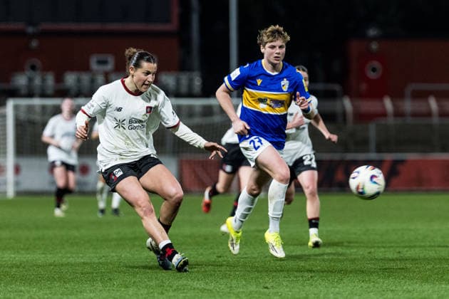 GOOGLE PIXEL Frauen-Bundesliga, Bayer 04 Leverkusen - FC Carl Zeiss Jena; 22.03.2026 Zweikampf Carlotta Wamser (Bayer 04 Leverkusen, 37), Gwendolyn Mummert (FC Carl Zeiss Jena, 27) GOOGLE PIXEL Frauen-Bundesliga, Bayer 04 Leverkusen - FC Carl Zeiss Jena, Leverkusen, Ulrich-Haberland-Stadion am 22.03.2026 DFB REGULATIONS PROHIBIT ANY USE OF PHOTOGRAPHS AS IMAGE SEQUENCES AND OR QUASI-VIDEO. Copyright: xBEAUTIFULxSPORTS Wunderlx