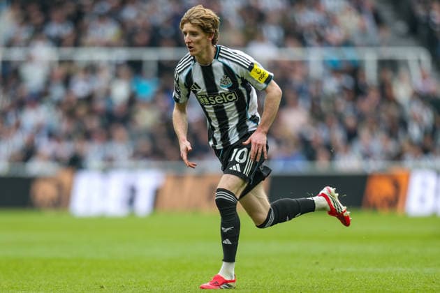 Newcastle United v Sunderland, Premier League Anthony Gordon Of Newcastle United during the Newcastle United v Sunderland Premier League match at St. James Park, Newcastle Upon Tyne, England on 22 March 2026 Credit: Lee Keuneke Every Second Media Editorial use only. All images are copyright Every Second Media Limited. No images may be reproduced without prior permission. All rights reserved. Premier League and Football League images are subject to licensing agreements with Football DataCo Limited. see https: www.football-dataco.com Copyright: xIMAGO EveryxSecondxMediax ESM-1872-0264 LeexKeunekex xEveryxSecondxMediax