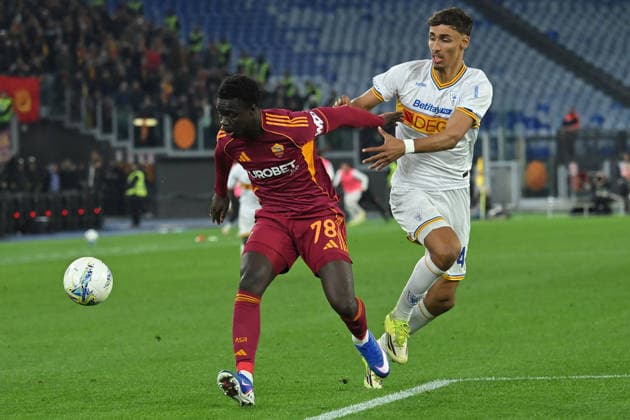 CALCIO - Serie A - AS Roma vs US Lecce Robinio Vaz of AS Roma,Tiago Gabriel of Lecce during the serie A Enilive match between AS Roma v Lecce at olimpico stadium in Rome, Italy, Mar 22nd, 2026 Mattia Vian Roma Italy  Copyright: xIPAxSport ABACAx