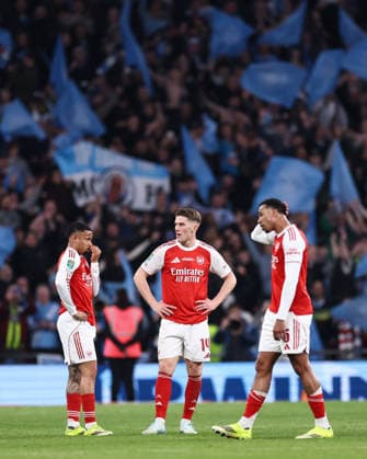 Carabao Cup Final 22 March 2026, London - Carabao Cup Final - Arsenal v Manchester City - Gabriel Jesus, Viktor Gyokeres and Gabriel of Arsenal react on full time - Photo: Jacques Feeney Offside. London UK Copyright: xJacquesxFeeneyx xOffsidexOffside
