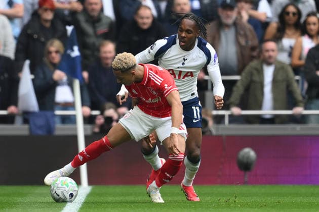 Tottenham Hotspur v Nottingham Forest - Premier League Omari Hutchinson of Nottingham Forest keeps the ball in play under pressure from Mathys Tel of Tottenham Hotspur during the Premier League match between Tottenham Hotspur and Nottingham Forest at the Tottenham Hotspur Stadium in London on March 22, 2026. London Greater London United Kingdom  Copyright: xMIxNewsx originalFilename:fletcher-tottenha260322_npDd6.jpg