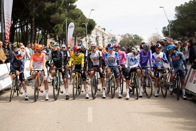 Sport Bilder des Tages March 23, 2026, Sant Feliu De Guixols, Girona, Spain: Sant Feliu De Guixols. Starting line of the Volta Catalunya 2026 cycling race Sant Feliu De Guixols Spain - ZUMAm214 20260323_zip_m214_014 Copyright: xMatteoxSeccix