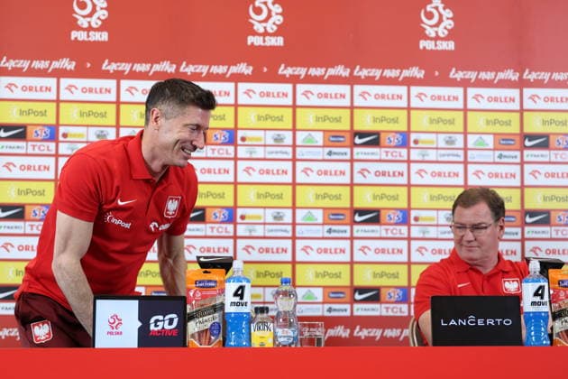WARSZAWA 23.03.2026 KONFERENCJA PRASOWA REPREZENTACJI POLSKI --- POLISH FOOTBALL national team, Nationalteam press conference, PK, Pressekonferenz ROBERT LEWANDOWSKI JAN URBAN FOT. PIOTR KUCZA FOTOPYK NEWSPIX.PL --- newspix.pl 
