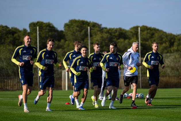 260323 Gustaf Nilsson, Mattias Svanberg, Jesper Karlström, Roony Bardghji, Williot Swedberg, Gabriel Gudmundsson and Gustav Lundgren of the Swedish national football team during a training session on March 23, 2026 in Valencia. Photo: Joel Marklund BILDBYRAN kod JM JM0804 bbeng fotboll football soccer fotball vm-kval FIFA World Cup, WM, Weltmeisterschaft, Fussball qualifier qualifier träning practice training sverige sweden sverige a Copyright: JOELxMARKLUND BB260323JM030