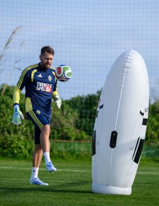 260323 goalkeeper Kristoffer Nordfeldt of the Swedish national football team during a training session on March 23, 2026 in Valencia. Photo: Joel Marklund BILDBYRAN kod JM JM0804 bbeng fotboll football soccer fotball vm-kval FIFA World Cup, WM, Weltmeisterschaft, Fussball qualifier qualifier träning practice training sverige sweden sverige a Copyright: JOELxMARKLUND BB260323JM034