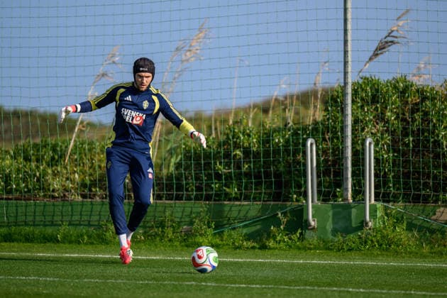260323 goalkeeper Noel Törnqvist of the Swedish national football team during a training session on March 23, 2026 in Valencia. Photo: Joel Marklund BILDBYRAN kod JM JM0804 bbeng fotboll football soccer fotball vm-kval FIFA World Cup, WM, Weltmeisterschaft, Fussball qualifier qualifier träning practice training sverige sweden sverige a Copyright: JOELxMARKLUND BB260323JM035