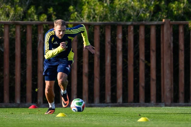 260323 Gustav Lundgren of the Swedish national football team during a training session on March 23, 2026 in Valencia. Photo: Joel Marklund BILDBYRAN kod JM JM0804 bbeng fotboll football soccer fotball vm-kval FIFA World Cup, WM, Weltmeisterschaft, Fussball qualifier qualifier träning practice training sverige sweden sverige a Copyright: JOELxMARKLUND BB260323JM056