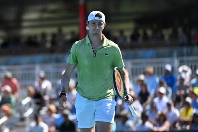Itau Miami Tennis Open - Ugo Humbert Ugo Humbert (FRA) during his third round match at the Itau Miami Open in Miami , USA, on March 23, 2026. Photo by Corinne Dubreuil ABACAPRESS.COM Miami United States  Copyright: xDubreuilxCorinne ABACAx