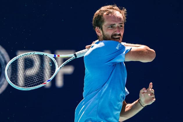 March 23, 2026, Miami Gardens, Florida, USA: Daniil Medvedev hits a forehand shot to Francisco Cerundolo (not pictured) during the men s third round singles match at the 2026 Miami Open presented by Itau at Hard Rock Stadium. TENNIS 2026: Miami Open.  - ZUMAw109 20260323_fap_w109_006 Copyright: xDebbyxWongx