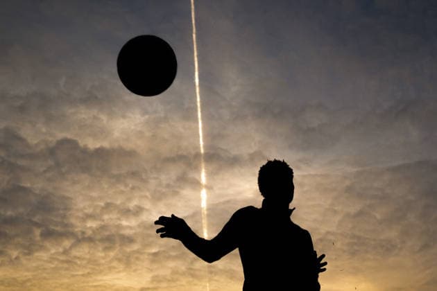 Sport Bilder des Tages 260323 The silhouette of Antonio Nusa of the Norwegian national football team during a training session on March 23, 2026 in Wijdewormer. Photo: Vegard Grott BILDBYRAN kod VG VG0897 bbeng fotball football soccer fotboll norge norway trening träning training practice amsterdam genre *** 260323 The silhouette of Antonio Nusa of the Norwegian national football team during a training session on March 23, 2026 in Wijdewormer Photo Vegard Grott BILDBYRAN kod VG VG0897 bbeng fotball football soccer fotboll norge norway trening träning training practice amsterdam genre  Copyright: VEGARDxGRoTT BB260323VG017
