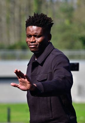 Brice Samba - Les joueurs de l équipe de France de football arrivent au Centre national de football de Clairefontaine-en-Yveline, France, le 23 mars 2026. Les vice-champions du monde se rendront cette semaine aux Etats-Unis, dans la banlieue de Boston, pour y disputer deux matchs amicaux en préparation de la Coupe du monde 2026. D’abord contre le Brésil jeudi (21h) puis la Colombie dimanche (21h). Christian Liewig Bestimage French soccer team during the Arrival of French team at INF Clairefontaine on March 23, 2026 in Clairefontaine, France. Clairefontaine-en-Yveline France  Copyright: xChristianxLiewigx xBestimagexChristianxLiewigx xBestimagex