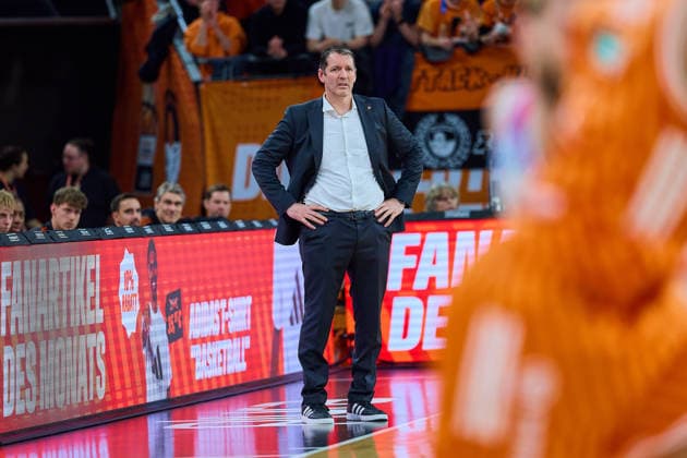 Ty Harrelson (ratiopharm ulm, Head Coach) GER, ratiopharm ulm vs. Telekom Baskets Bonn, Basketball, 25. Spieltag, EasyCredit BBL, Spielzeit 2025 2026, 23.03.2026 GER, ratiopharm ulm vs. Telekom Baskets Bonn, Basketball, 25. Spieltag, EasyCredit BBL, Spielzeit 2025 2026, 23.03.2026 Neu-Ulm Copyright: xEibner-Pressefoto GeraldxOelze-dexStoppanyx EP_ODS