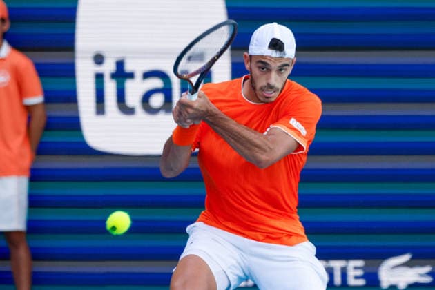 MIAMI GARDENS, FL - MARCH 23: Francisco Cerundolo (ARG) in action during a men™s third round singles match against Daniil Medvedev at the Miami Open on March 23, 2026, at Hard Rock Stadium in Miami Gardens, Florida,(Photo by Chris Arjoon Icon Sportswire) TENNIS: MAR 23 Miami Open EDITORIAL USE ONLY Icon2603230010005
