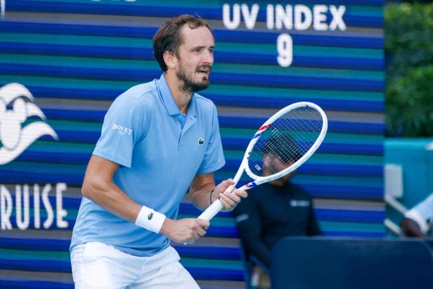MIAMI GARDENS, FL - MARCH 23: Daniil Medvedev in action during a men™s third round singles match against Francisco Cerundolo (ARG) at the Miami Open on March 23, 2026, at Hard Rock Stadium in Miami Gardens, Florida,(Photo by Chris Arjoon Icon Sportswire) TENNIS: MAR 23 Miami Open EDITORIAL USE ONLY Icon2603230010006