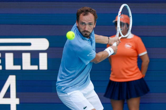 MIAMI GARDENS, FL - MARCH 23: Daniil Medvedev in action during a men™s third round singles match against Francisco Cerundolo (ARG) at the Miami Open on March 23, 2026, at Hard Rock Stadium in Miami Gardens, Florida,(Photo by Chris Arjoon Icon Sportswire) TENNIS: MAR 23 Miami Open EDITORIAL USE ONLY Icon2603230010025