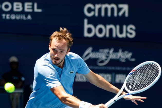MIAMI GARDENS, FL - MARCH 23: Daniil Medvedev in action during a men™s third round singles match against Francisco Cerundolo (ARG) at the Miami Open on March 23, 2026, at Hard Rock Stadium in Miami Gardens, Florida,(Photo by Chris Arjoon Icon Sportswire) TENNIS: MAR 23 Miami Open EDITORIAL USE ONLY Icon2603230010040