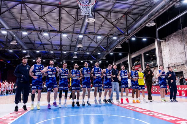 Barmer 2. Basketball Bundesliga ProA: RheinStars Köln vs Phoenix Hagen, 23.03.2026 Die Spieler der Phoenix Hagen feiern den knappen Sieg mit Humba mit den Fans Barmer 2. Basketball Bundesliga ProA: RheinStars Köln vs Phoenix Hagen, Köln, Motorworld am 23.03.2026 Copyright: xBEAUTIFULxSPORTS Wunderlx