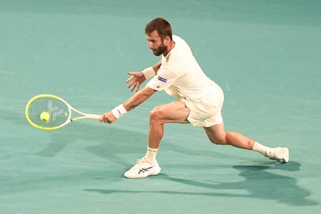 March 23, 2026, Miami Gardens, Florida, USA: Corentin Moutet (FRA) returns a shot to Jannick Sinner (not pictured) during the men s third round singles match at the 2026 Miami Open presented by Itau at Hard Rock Stadium. TENNIS 2026: Miami Open.  - ZUMAw109 20260323_fap_w109_045 Copyright: xDebbyxWongx