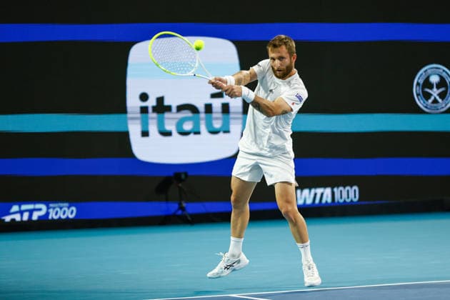 MIAMI GARDENS, FL - MARCH 23: Corentin Moutet (FRA) in action during a men™s third round singles match against Jannik Sinner (ITA) at the Miami Open on March 23, 2026, at Hard Rock Stadium in Miami Gardens, Florida,(Photo by Chris Arjoon Icon Sportswire) TENNIS: MAR 23 Miami Open EDITORIAL USE ONLY Icon2603230010122