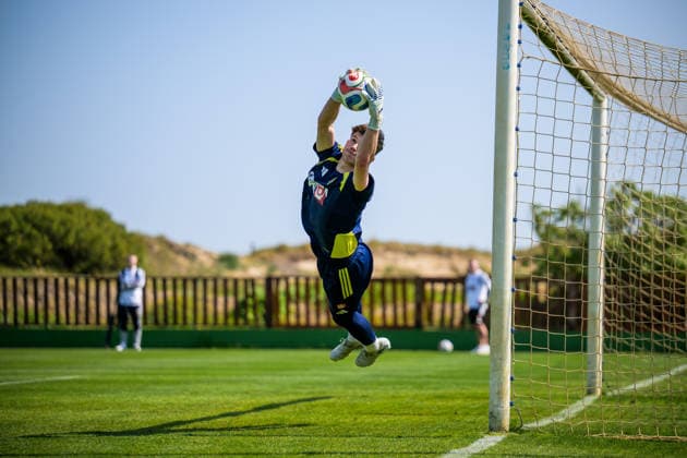 260324 Goalkeeper Melker Ellborg of the Swedish national football team during a training session on March 24, 2026 in Valencia. Photo: Joel Marklund BILDBYRAN kod JM JM0805 bbeng fotboll football soccer fotball vm-kval FIFA World Cup, WM, Weltmeisterschaft, Fussball qualifier qualifier träning practice training sverige sweden sverige a Copyright: JOELxMARKLUND BB260324JM040