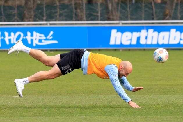 DEU, DFL, 2. FBL Hertha BSC, Training, 24.03.2026, Sportforum, Berlin, DEU, DFL, 2. FBL Hertha BSC, Training, im Bild Toni Leistner (Hertha BSC Berlin 37) DFL - regulations prohibit any use of Photographs as image sequences and or quasi-video
