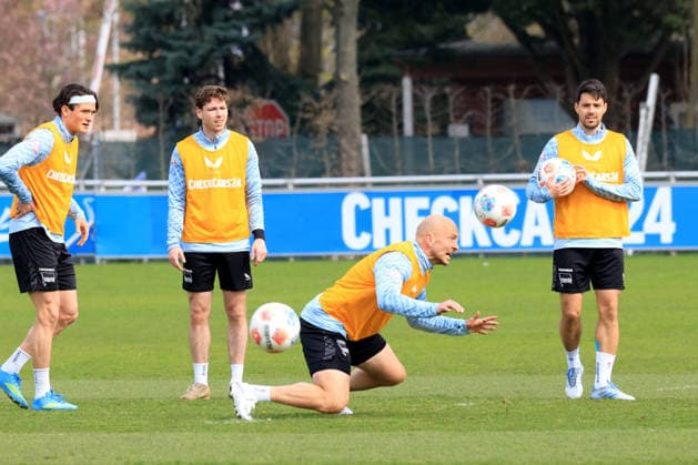 DEU, DFL, 2. FBL Hertha BSC, Training, 24.03.2026, Sportforum, Berlin, DEU, DFL, 2. FBL Hertha BSC, Training, im Bild Toni Leistner (Hertha BSC Berlin 37), Josip Brekalo (Hertha BSC Berlin 7), Leon Jensen (Hertha BSC Berlin 5), Fabian Reese (Hertha BSC Berlin 11) DFL - regulations prohibit any use of Photographs as image sequences and or quasi-video