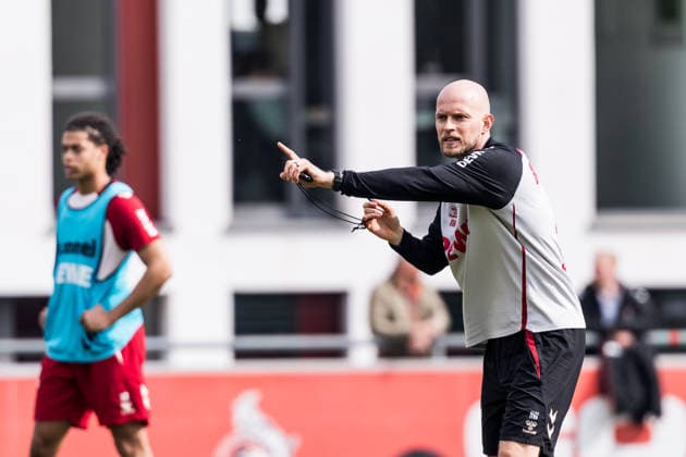 COLOGNE, GERMANY - MARCH 24: Rene Wagner (Interims Coach 1. FC Koeln) gestures during the Training of 1. FC Koeln at Geissbockheim on March 24, 2026 in Cologne, Germany. North Rhine Westphalia Germany Copyright: xSteffiexWunderlx