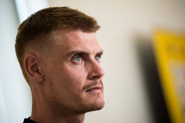260324 Eric Smith of the Swedish national football team after a training session on March 24, 2026 in Valencia. Photo: Joel Marklund BILDBYRAN kod JM JM0805 bbeng fotboll football soccer fotball vm-kval FIFA World Cup, WM, Weltmeisterschaft, Fussball qualifier qualifier träning practice training sverige sweden sverige a Copyright: JOELxMARKLUND BB260324JM091