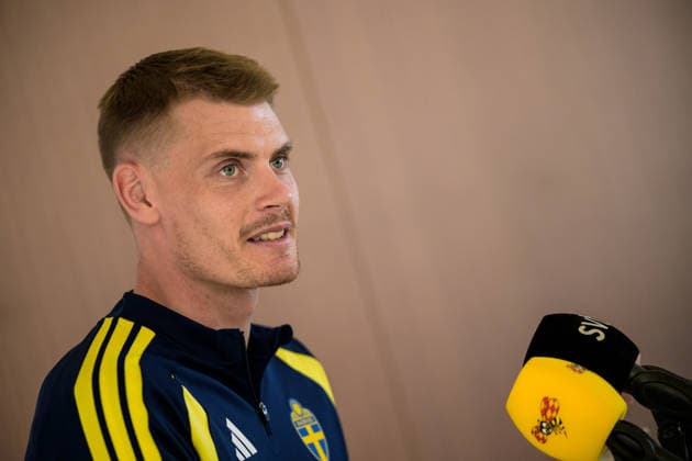 260324 Eric Smith of the Swedish national football team after a training session on March 24, 2026 in Valencia. Photo: Joel Marklund BILDBYRAN kod JM JM0805 bbeng fotboll football soccer fotball vm-kval FIFA World Cup, WM, Weltmeisterschaft, Fussball qualifier qualifier träning practice training sverige sweden sverige a Copyright: JOELxMARKLUND BB260324JM092