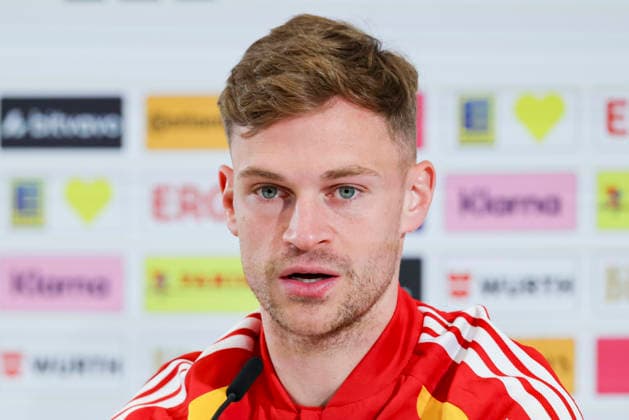 Joshua Kimmich (Germany) stellt sich bei der Pressekonferenz den Fragen der Journalisten, , Pressekonferenz mit Joshua Kimmich, Homeground am 24. March 2026 in Herzogenaurach, Deutschland. (Foto von Marco Steinbrenner DeFodi Images) Joshua Kimmich (Germany) answers journalists questions at the press conference, PK, Pressekonferenz , Pressekonferenz mit Joshua Kimmich, Home Ground, March 24, 2026 in Herzogenaurach, Germany. (Photo by Marco Steinbrenner DeFodi Images) -