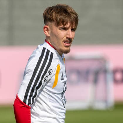 Reportage 24.03.2026 Erstes Training der Männer Fußball Nationalmannschaft bei adidas in Herzogenaurach vor den Länderspielen gegen die Schweiz und Ghana Neu bei der Nationalmannschaft: Lennart Karl Herzogenaurach Bayern Deutschland