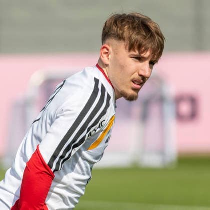 Reportage 24.03.2026 Erstes Training der Männer Fußball Nationalmannschaft bei adidas in Herzogenaurach vor den Länderspielen gegen die Schweiz und Ghana Neu bei der Nationalmannschaft: Lennart Karl Herzogenaurach Bayern Deutschland