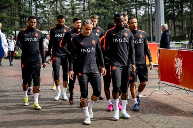 ZEIST - (lr) Ryan Gravenberch of the Netherlands, Cody Gakpo of the Netherlands, Tijjani Reijnders of the Netherlands, Xavi Simons of the Netherlands, Lutsharel Geertruida of the Netherlands, Nathan Ake of the Netherlands during the training of the Dutch national football team at the KNVB Campus in the run-up to the World Cup friendly against Norway on March 24, 2026 in Zeist, the Netherlands. (Photo by Stefan Koops EYE4IMAGES DeFodi Images) -