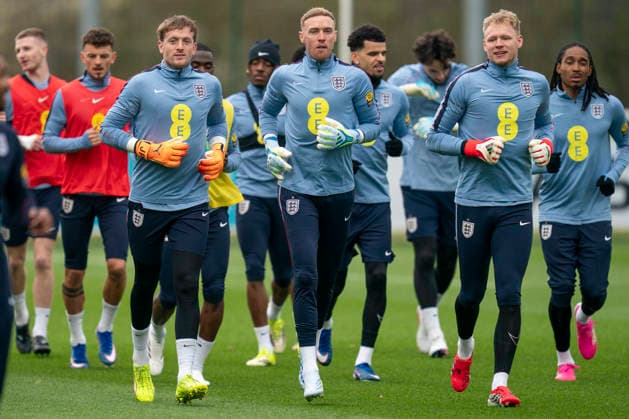 England Training & Media Jordan Pickford, Jason Steele and Aaron Ramsdale during the England training session at St. George s Park, Burton upon Trent, England on 24 March 2026 Credit: Alex Young Every Second Media Editorial use only. All images are copyright Every Second Media Limited. No images may be reproduced without prior permission. Copyright: xIMAGO EveryxSecondxMediax ESM-1876-0048 AlexxYoungx xEveryxSecondxMediax