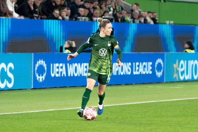 Deutschland, Fussball, UEFA, Womens Champions League, Viertelfinale, Hinspiel 2025 2026: VfL Wolfsburg - OL Lyonnes am 24.03. in Wolfsburg (Volkswagen Arena): Svenja Huth (VfL Wolfsburg 10) Copyright: xSvenxHeidmannx