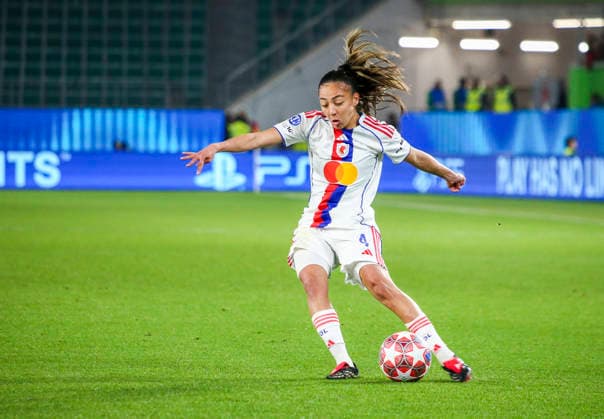 Deutschland: Fussball UEFA Women™s Champions League 2025 2026, Viertelfinale VfL Wolfsburg vs OL Lyonnes Volkswagen Arena (Wolfsburg): Selma Bacha (OL Lyonnes, 4) Wolfsburg Copyright: xAymanxAlahmedx